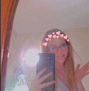 Meet your Posher, Faith